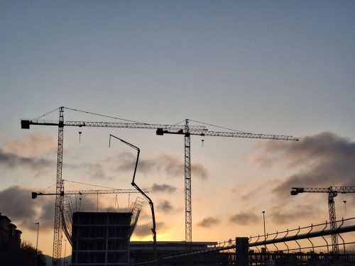 Abril-2025-luces-y-sombras-01