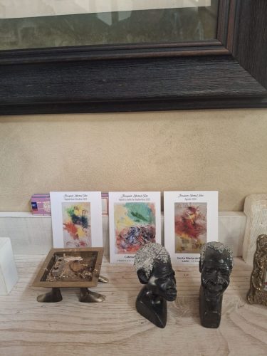 Octobre-2025-Exposiciones-y-contrastes-con-sus-reflejos-09